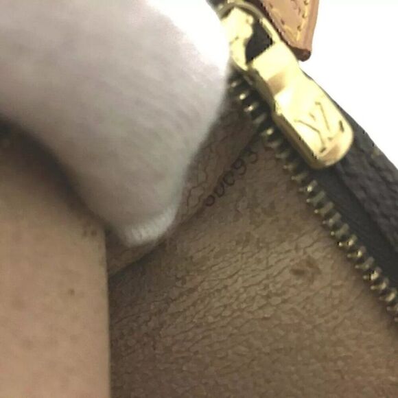 Louis Vuitton Monogram Cosmetics Pouch (Bucket GM) Purse/4AE0508 - Picture 5 of 7